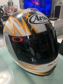 Casco Arai taglia M