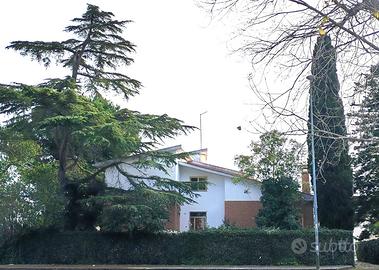 Villa o villino Cellino San Marco [SG406VRG]