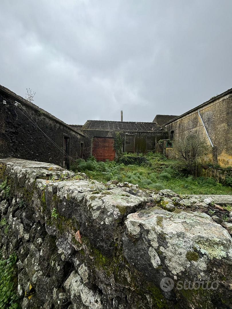 Ruderi con Terreno - Vista 6