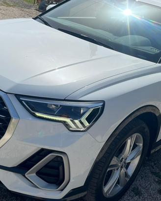 Audi Q3 Sportback S line 2.0 tdi