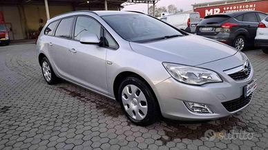 OPEL Astra 1.7 CDTI Sports Tourer Cosmo