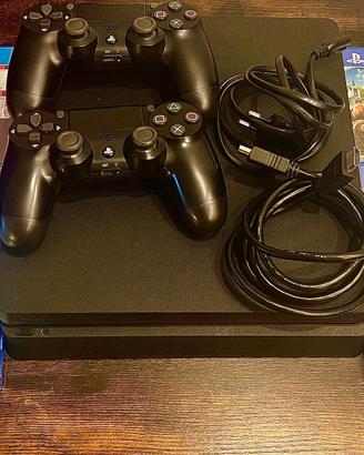 PS4 Slim 1TB + 2 controller originali + 4 giochi