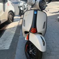 Vespa 310