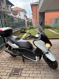 Yamaha X-Max 250 - 2010