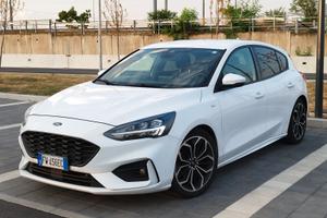 Focus 2019 1.5 ecoblue ST-Line Co-Pilot Sport +