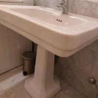 Lavandino con specchio