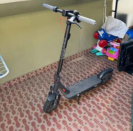Monopattino Elettrico Usato, Come Nuovo