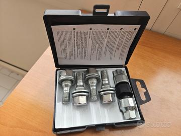 kit bulloni antifurto FARAD per peugeot 2008