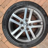 4 cerchi originali VW  16 poll Cleveland + gomme