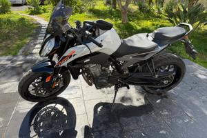 KTM Duke 790 2023 depotenziato