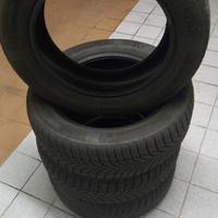 Nexen 4 Pneumatici Invernali 215 60 R17