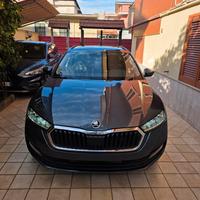 Skoda Octavia 2.0 tdi 150cv dsg 7 rapporti passat