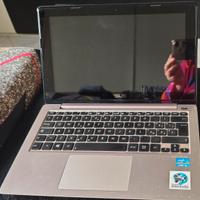Asus VivoBook S200E 11.6" Touchscreen  i3 | 4GB R