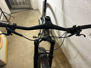 scott spark rc team white