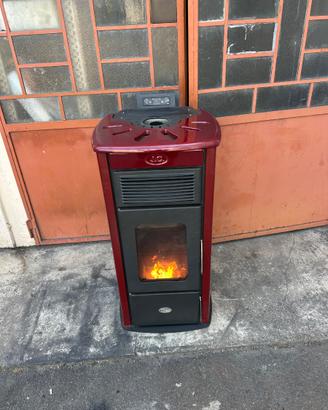 Stufa pellet  14 kW combinata sia mais e nociolino