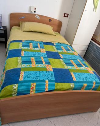Letto da una piazza e mezza con rete e materasso