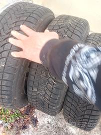  3 pneumatici 185/65 r15 4 stagioni 