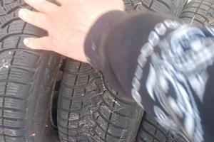  3 pneumatici 185/65 r15 4 stagioni 