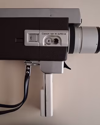 Cinepresa vintage Canon Zoom 318 Super8
