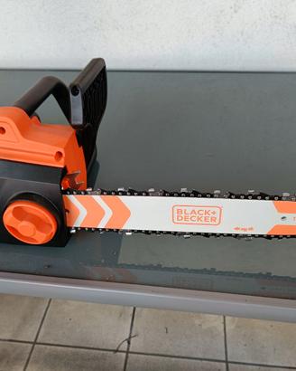 Black+Decker Motosega nuova e olio