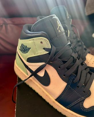 Air Jordan 1 Mid Mystic Navy/Mint EU 41