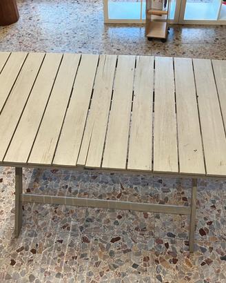 Tavolo in legno pieghevole