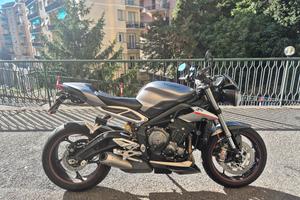 Triumph Street Triple 765 rs 2017 - con garanzia