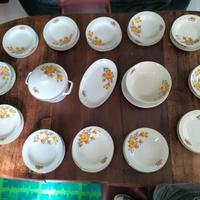 Servito MONOPOLI Fiori 36 piatti + accessori