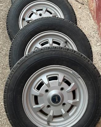 Cerchi e gomme lancia fulvia
