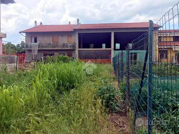 RUSTICO A PECETTO TORINESE