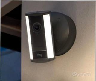 Ring videocamera Pro con faretti cablata x esterni
