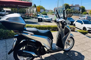 HONDA SH 150 TUTTO INCLUSO ANCHE PASSAGGIO! MINI