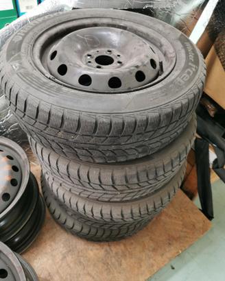 Cerchi più gomme invernale Fiat qubo Fiorino
