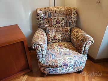 Poltrona bergère in tessuto