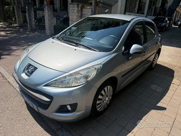 Peugeot 207 1.4 8V 75CV 5p. Energie Sport ECO GPL