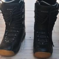 Scarponi da snowboard Hot Stuff, numero 41.