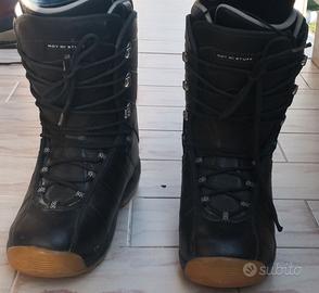 Scarponi da snowboard Hot Stuff, numero 41.