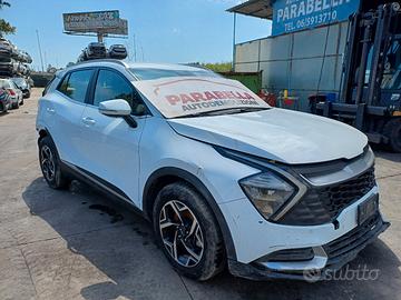 kia Sportage 2023 1.6 diesel 136 cv RICAMBI 