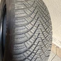 PNEUMATICI LAUFENN 4 stagioni 195/55-15