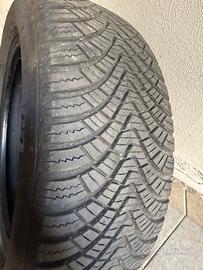 PNEUMATICI LAUFENN 4 stagioni 195/55-15