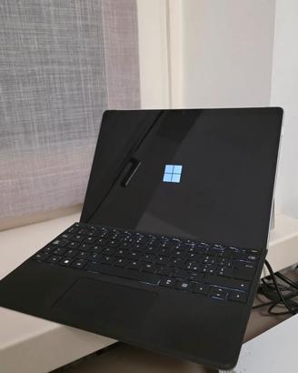 Microsoft surface pro 8