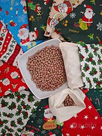 CUSCINO CON NOCCIOLI DI VISCIOLA