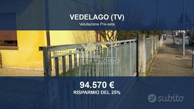 Immobile in asta di 196 m² con più di 5 locali a V