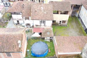 CASA SEMINDIPENDENTE A CERRIONE