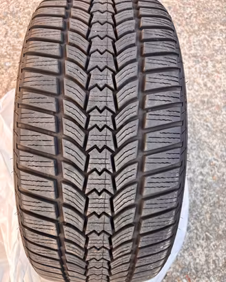 Gomme invernali usate, quasi nuove