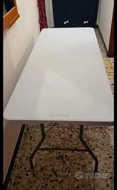 Tavolo richiudibile a valigia 