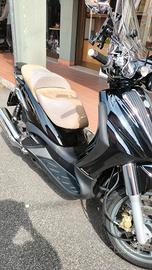 Beverly 500 cruiser 2008