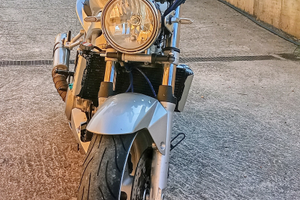 Suzuki SV 1000
