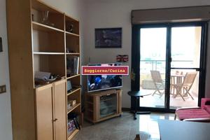 POMEZIA BILOCALE ARREDATO Con TERRAZZO/P.AUTO