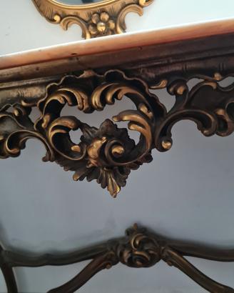 Specchio e  consolle antichi rifiniti oro